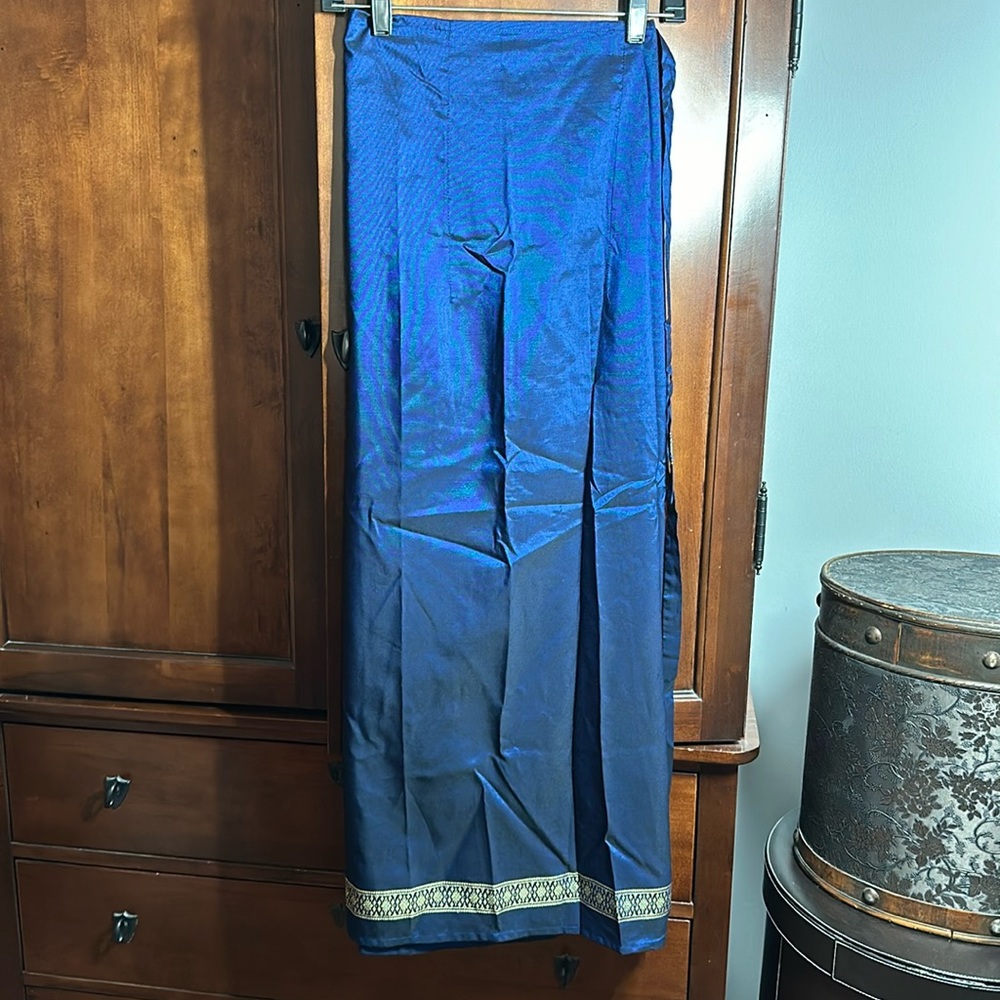 Thai silk wrap skirt.